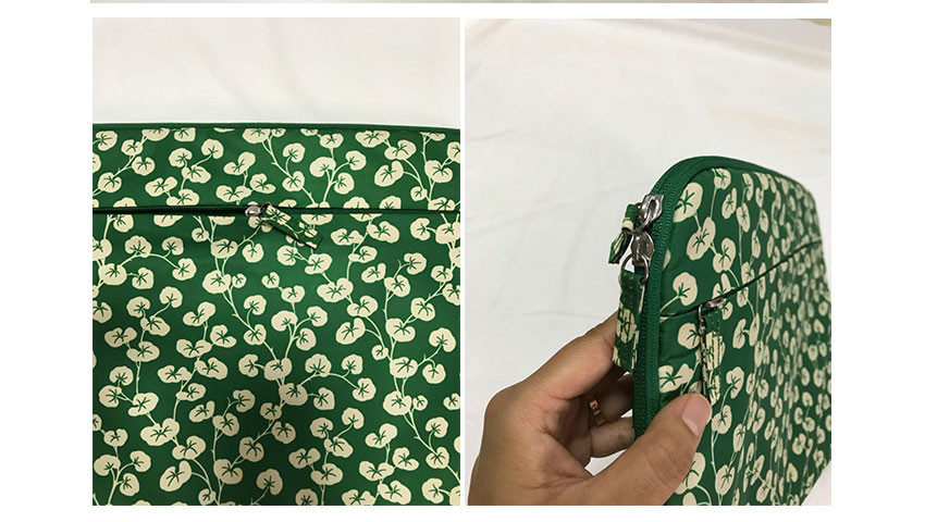 Water Repellent Flower Printed Nylon Laptop Sleeve