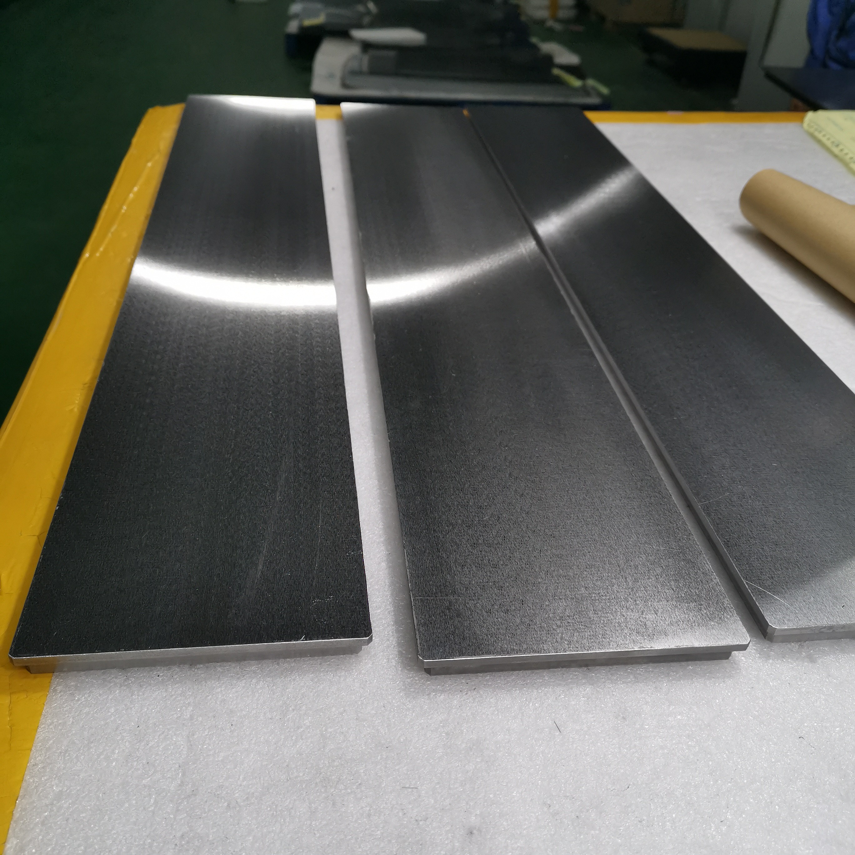 99.95% Purity 5mm Tungsten Sheet Plate Polished Surface ISO9001 Approved