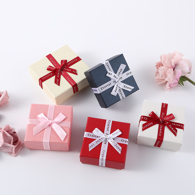 Recycled Materials Custom Luxury Valentine's Day Jewelry Gift Packaging Box With Bow