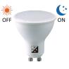 Buy cheap 220-240V Natural White Dusk Sensing Light Bulbs 4000K Color Temperature from wholesalers