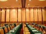 Malaysia Soundproof Aluminium Wooden Sliding Partition Wall 85mm Thickness