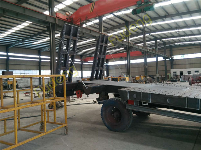 Drop Deck 3 Axles Low Bed Semi Trailer With Side Wall Mechanical Ladder