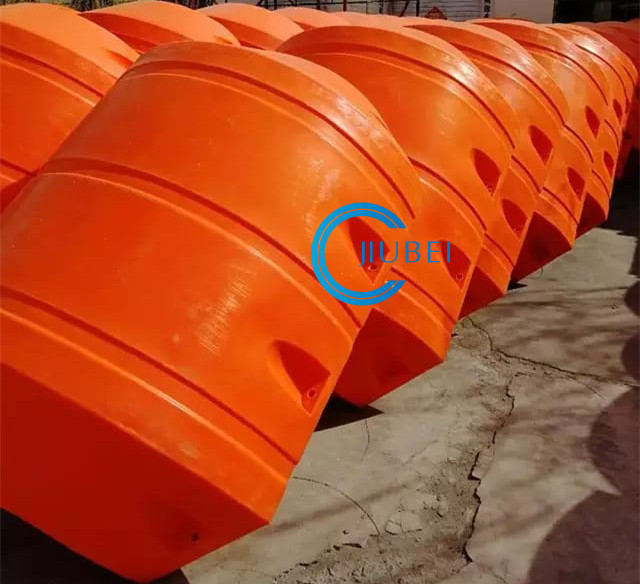 Hot Galvanised Dredging Pipe Floats Easy Installation Impact Resistance Stainless Steel Bolts