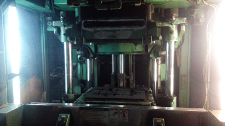 API Flange End Floating Ball Valve Cast Steel 1.6/2.5 Mpa Pressure