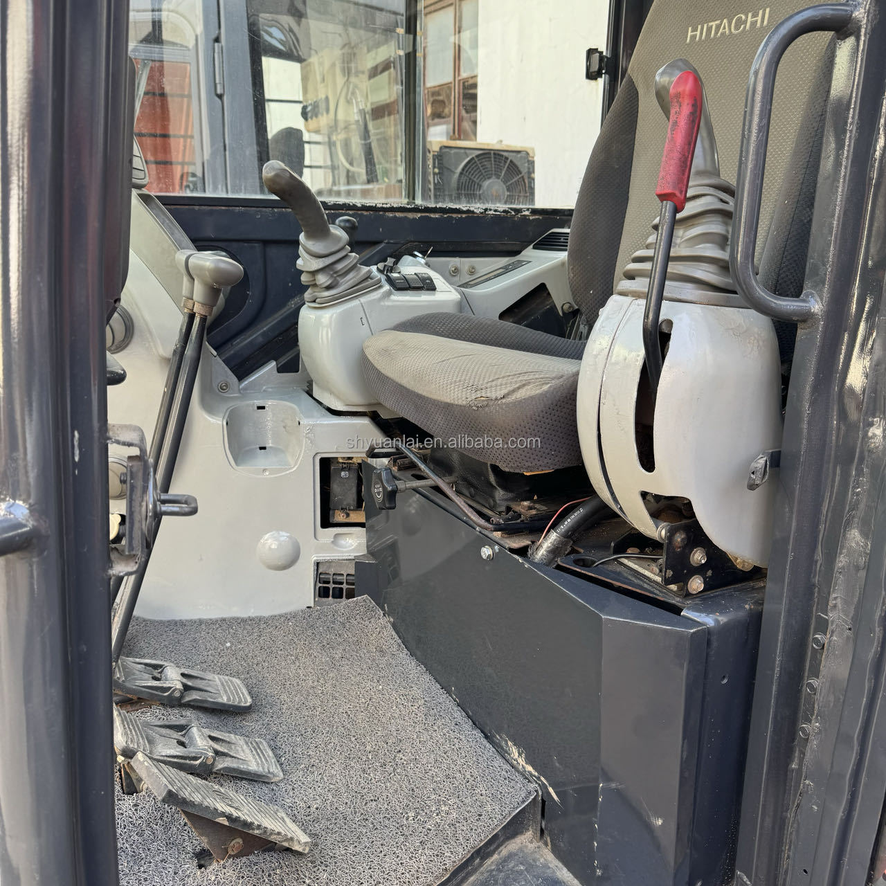 34.1 Tons Hitachi ZX68USR Used Excavator With Original Paint And High Work Efficiency