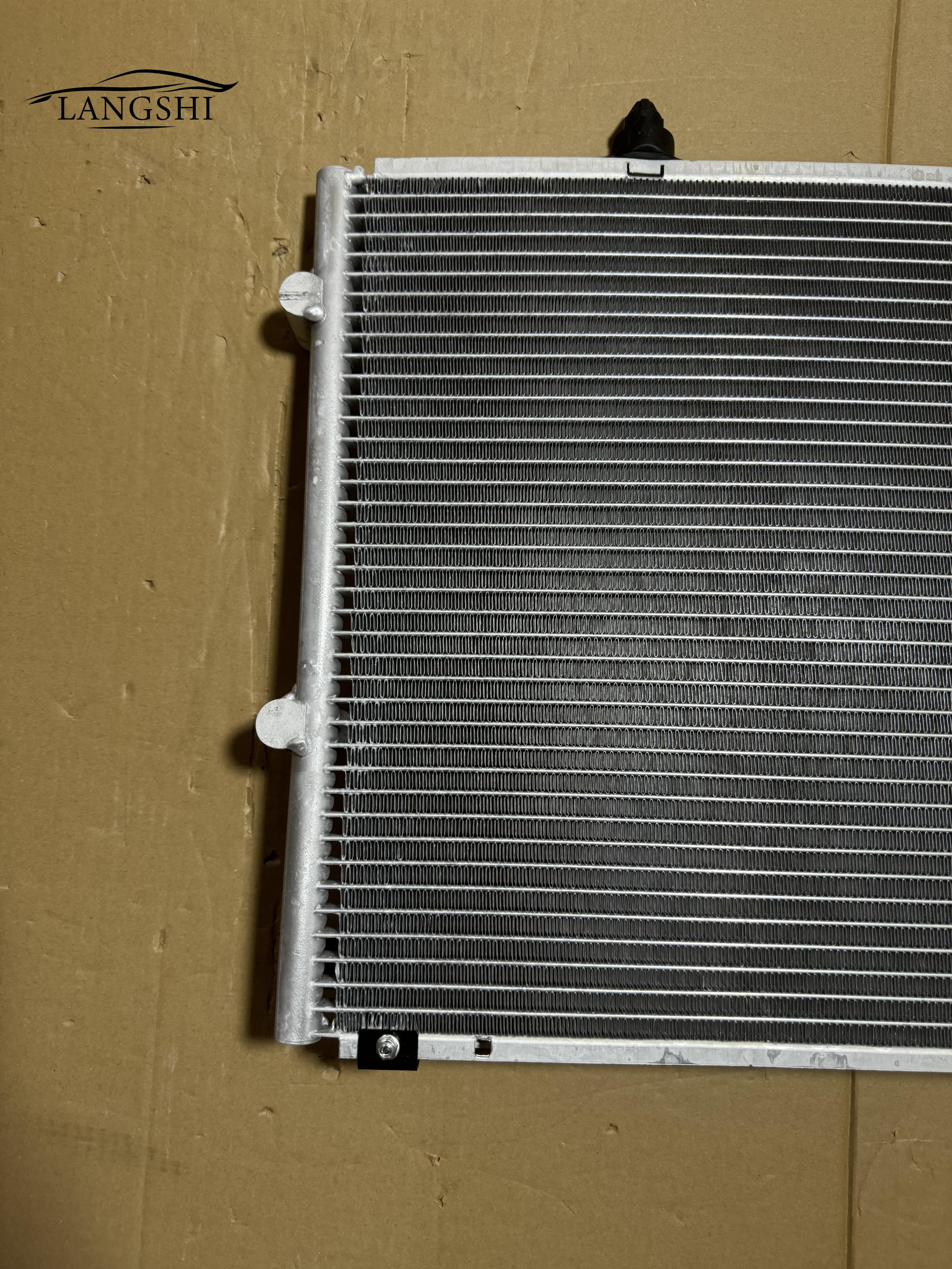Auto Spare Parts Cooling System Air Conditioning Condenser for Toyota Camry Lexus NAP