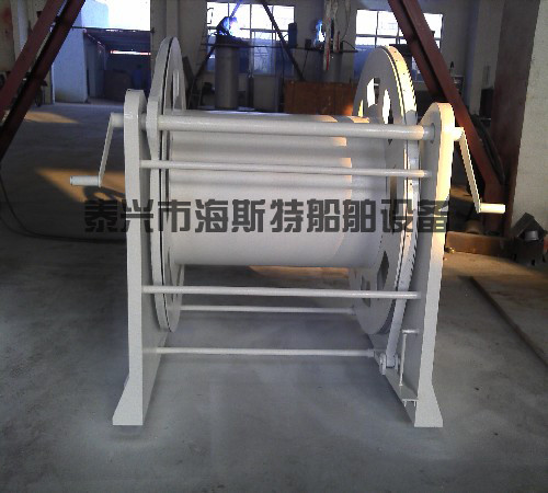 factory design and produce different models of hand winches 15kn hand winch