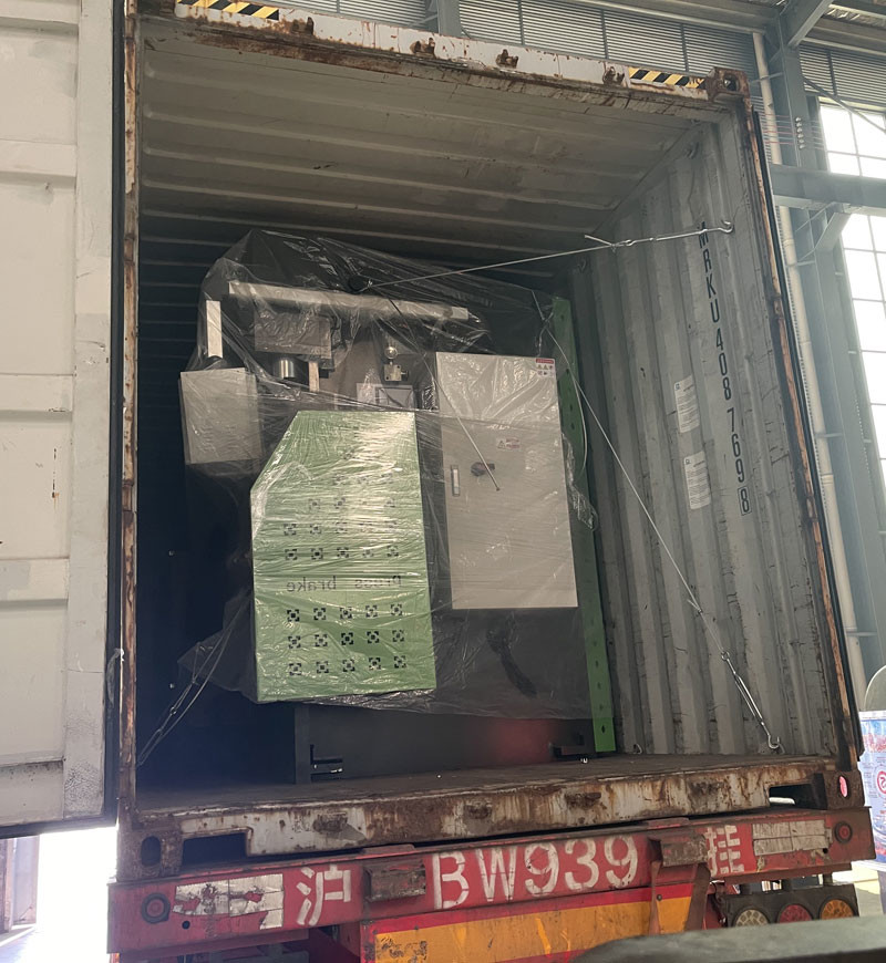 High Efficiency 1600KN Tp10s Controller Hydraulic Folding Press Brake 3200mm CNC Servo Motor
