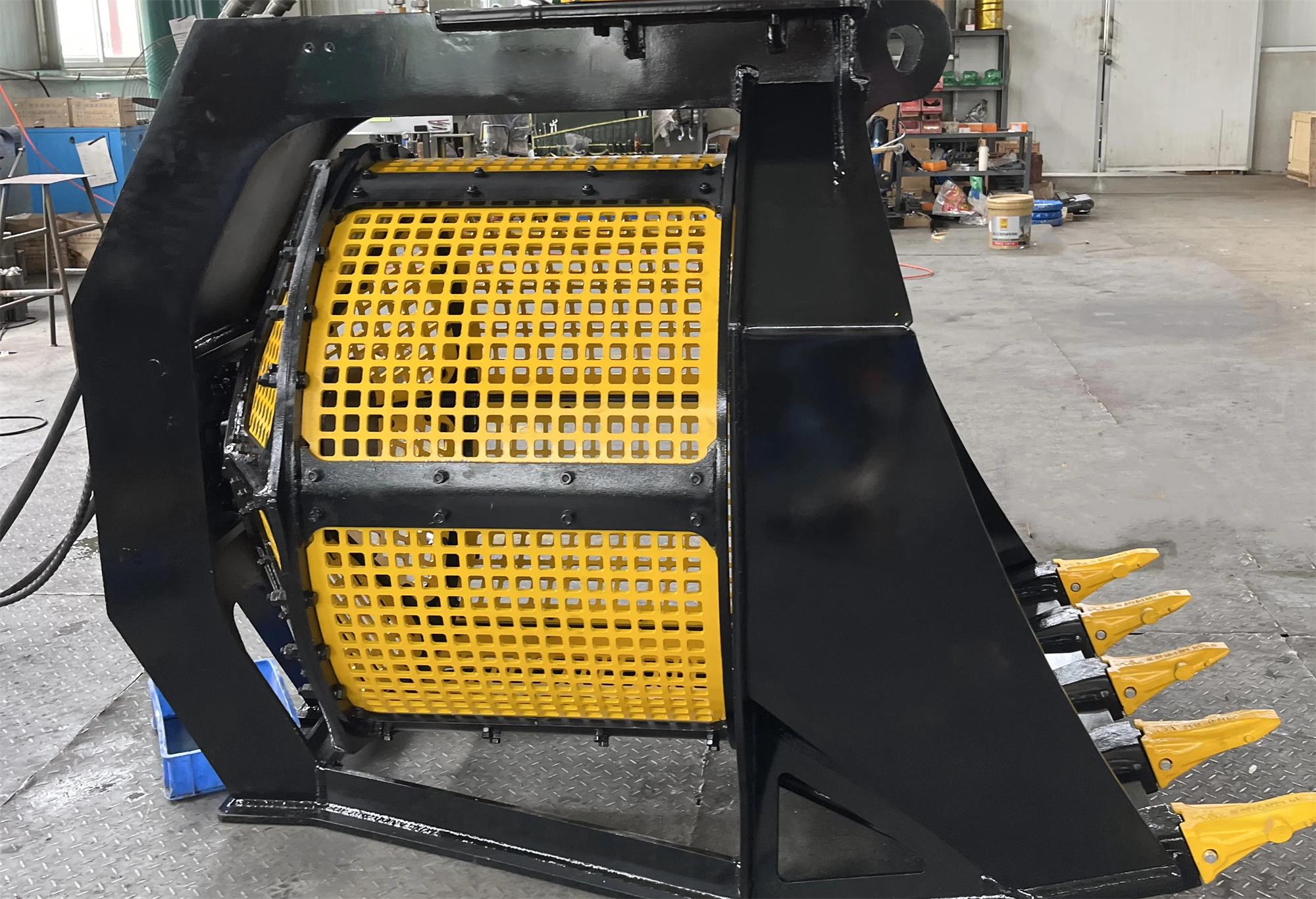 0.46 - 1.2 M3 Capacity Excavator Sieve Bucket Hydraulic Rotating Screen Bucket