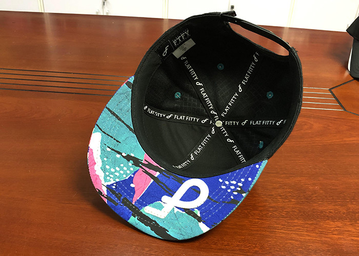 Customize Debossed Snapback Hats And Caps Mens 3D Embroidered With String