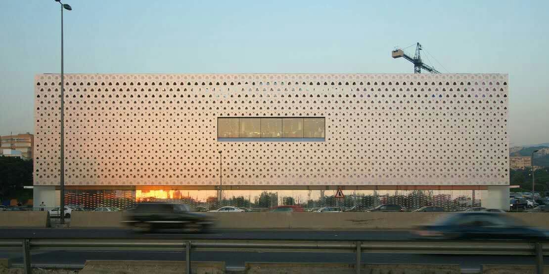 3MM Building Facade Perforated PVDF Solid Aluminum Veneer Panel Sheet For Curtain Wall