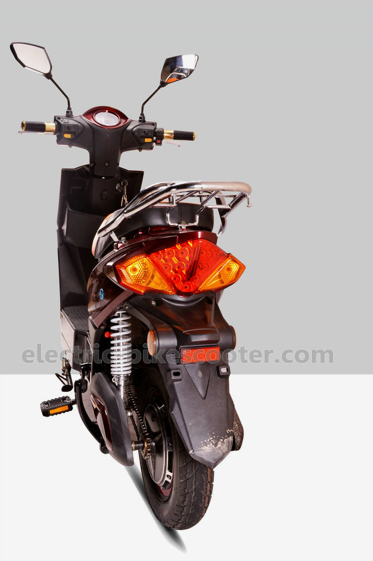 Adults Pedal Assisted Scooter 60V 40Ah Removable Battery 120km Long Travel Distance