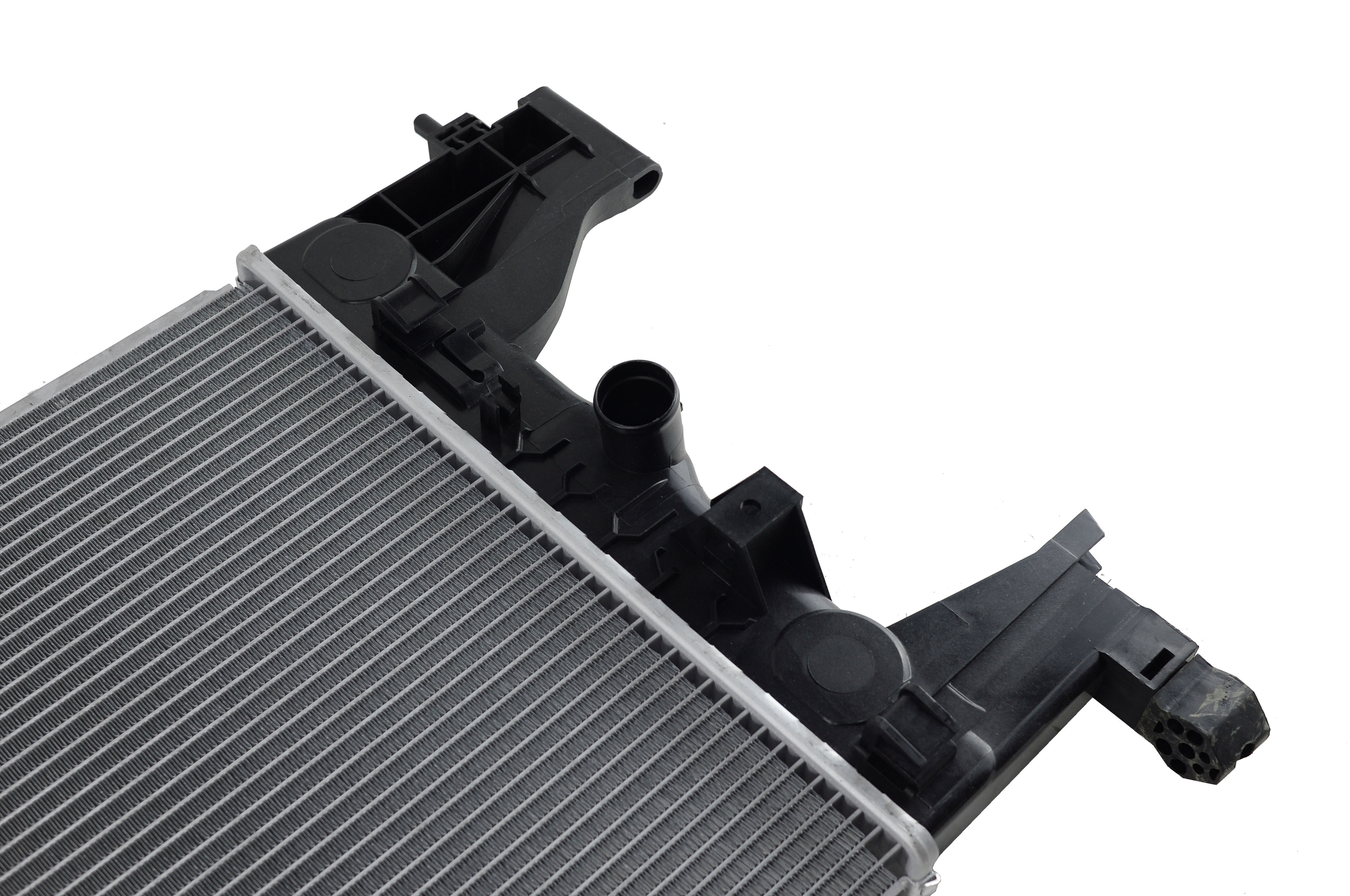 1.8 Engine Aluminum Radiator Water Tank for Chevrolet Cruze and Buick Excelle 13267650