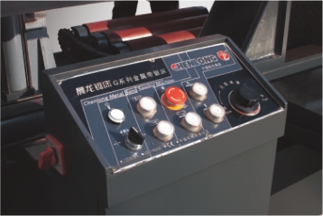 CHENLONG CH280 Semi Automatic Band Saw With Roller Table For Cutting Metal