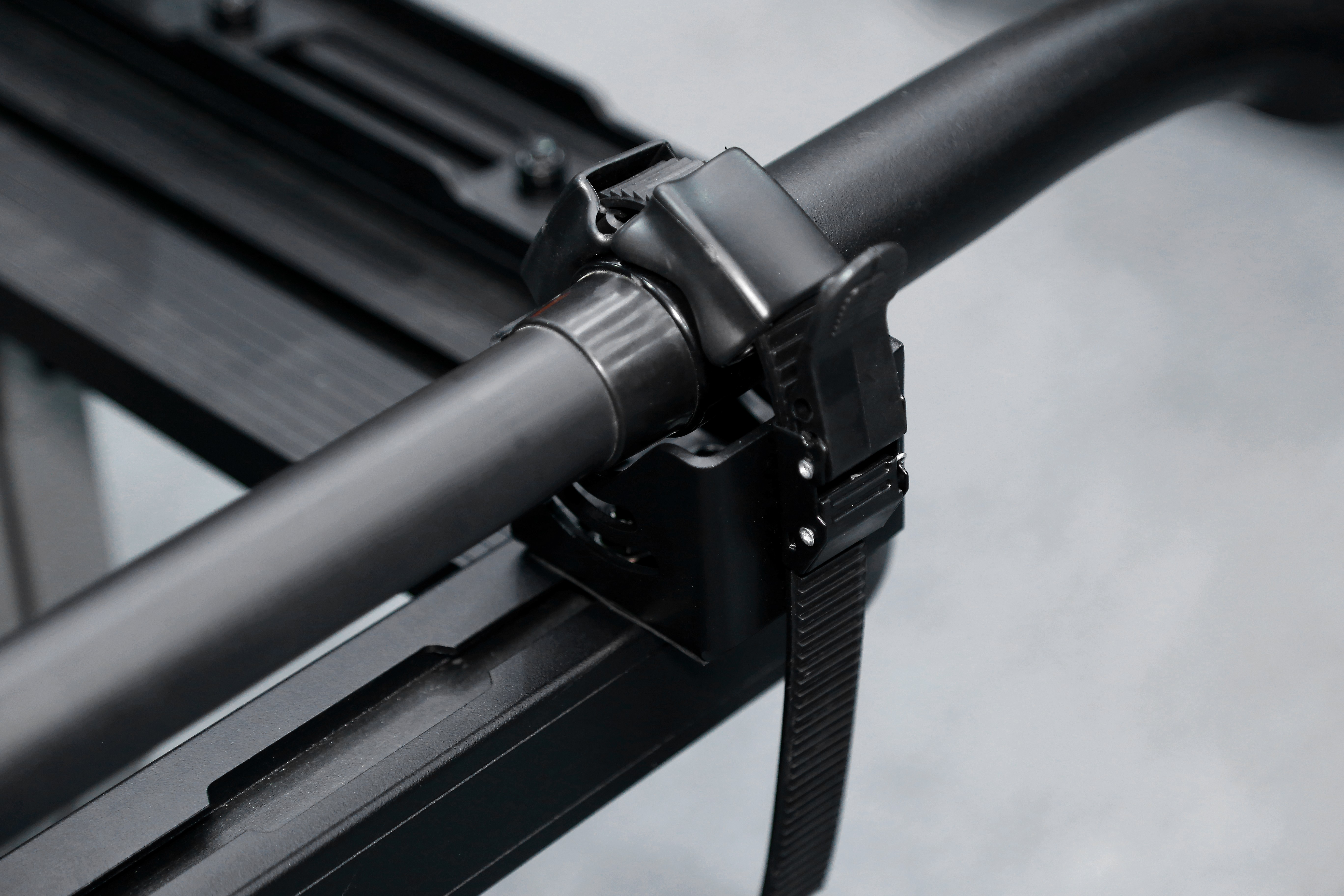 Alu Alloy Car Shovel Mount OEM Roof Rack Shovel And Jack Holder