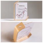 New Product Clear L Shape Acrylic Photo Picture Frame with Wood Base Advertising