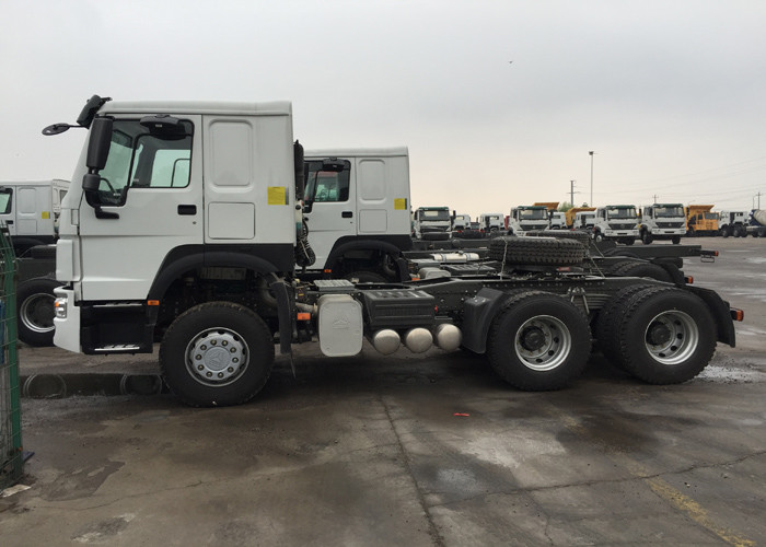 SINOTRUK HOWO Tractor Truck LHD 6X4 10 Wheels Euro2 336 HP ZZ4257S3241W