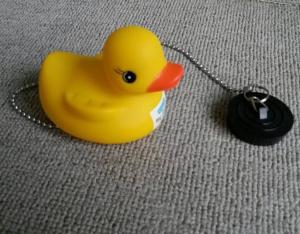 China Non Phthalate Pvc Bathtub Water Stopper  , Toybathtub Drain Stopper With Rubber Duck on sale