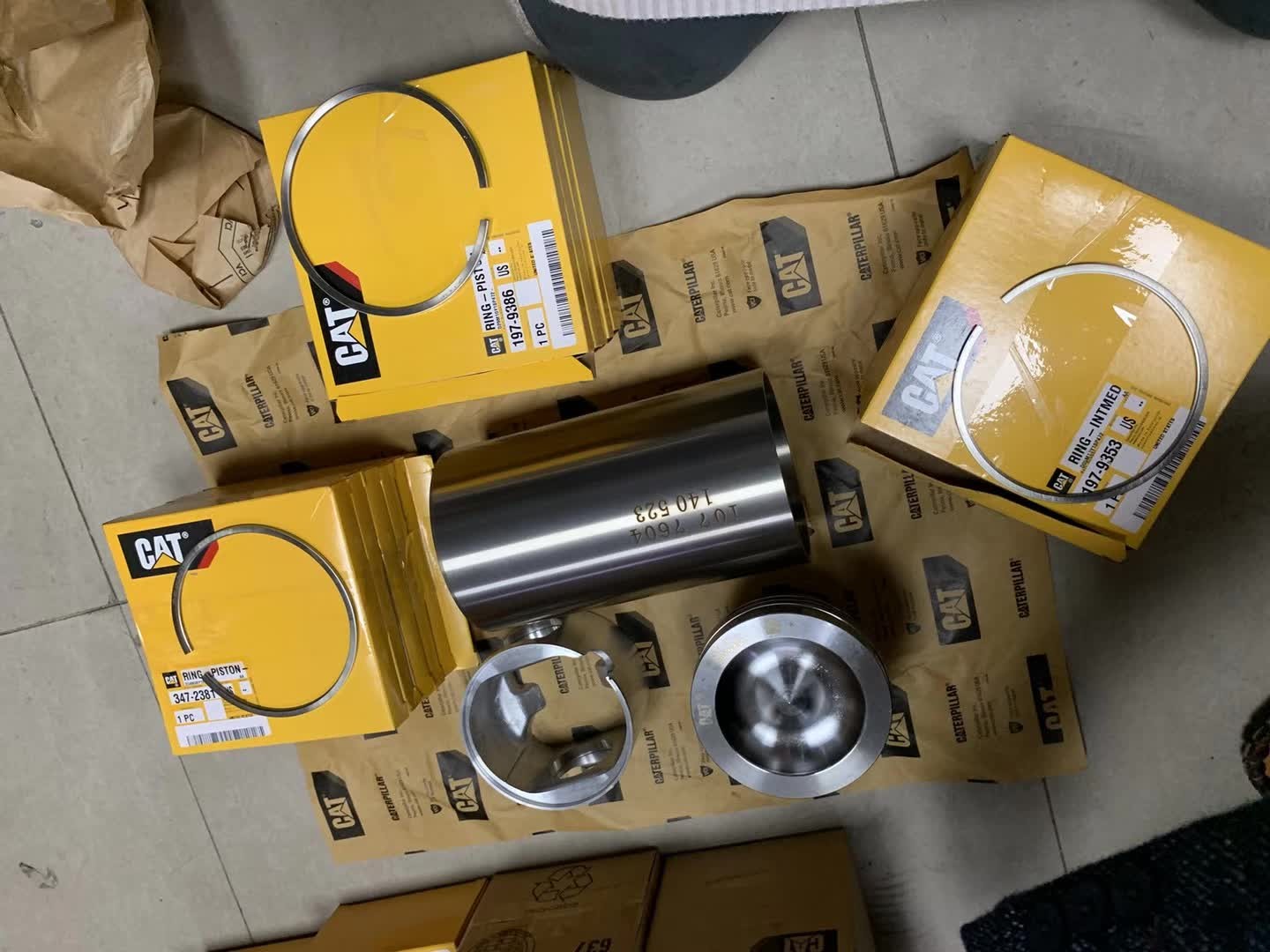 Motor Pump D4E Piston Pump D333A Pump assembly CC-24B Main Pump 906H Hydraulic Pump