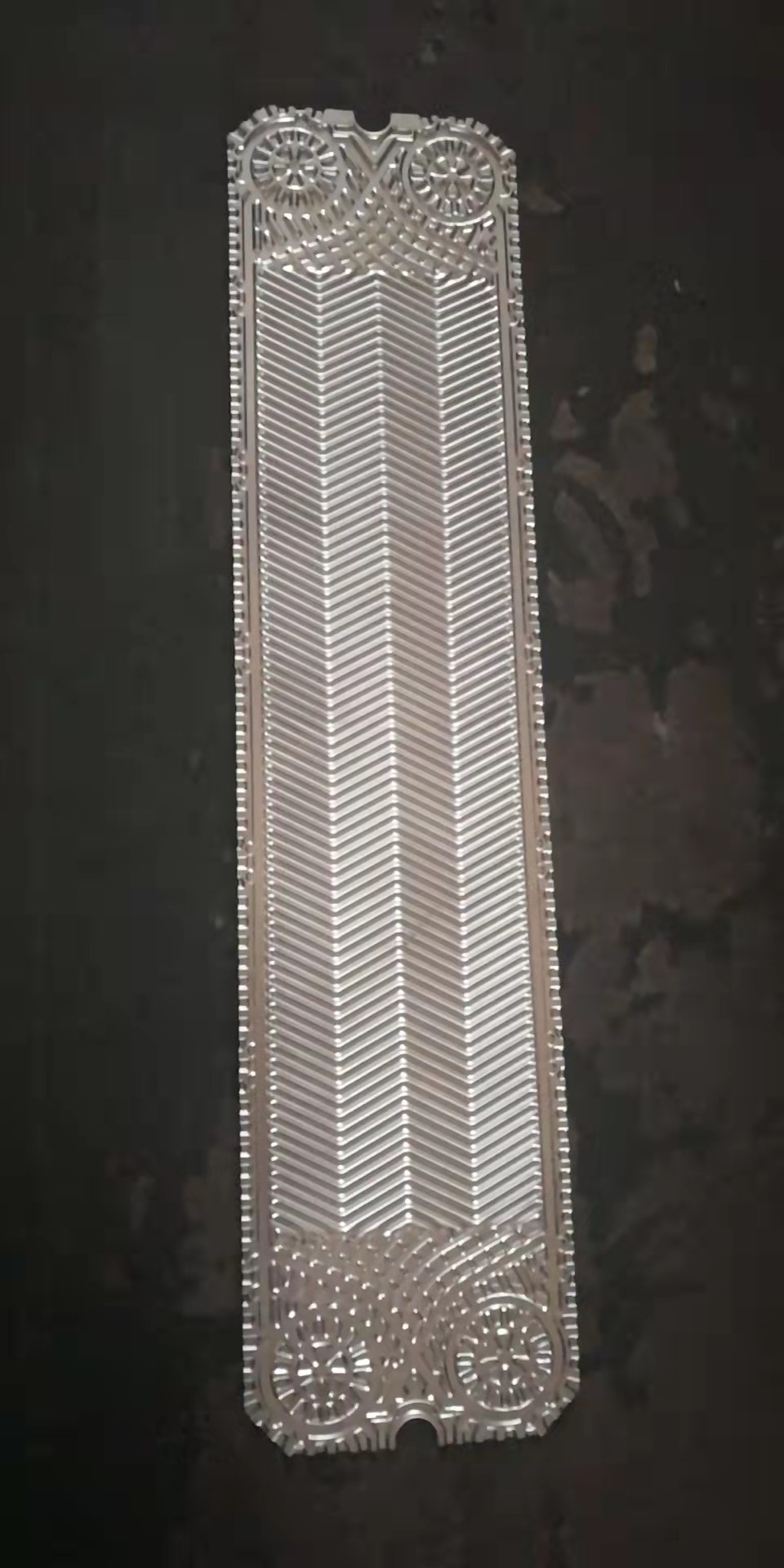 Customizable Heat Exchanger Plate for Various Flow Rates and Temperature Needs