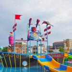 Pirate Ship Water Slide Family Water Play Equipment Large Capacity