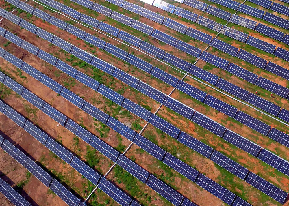 Customized Single Axis Solar Tracker Ground Solar PV Panel Mounting Bracket