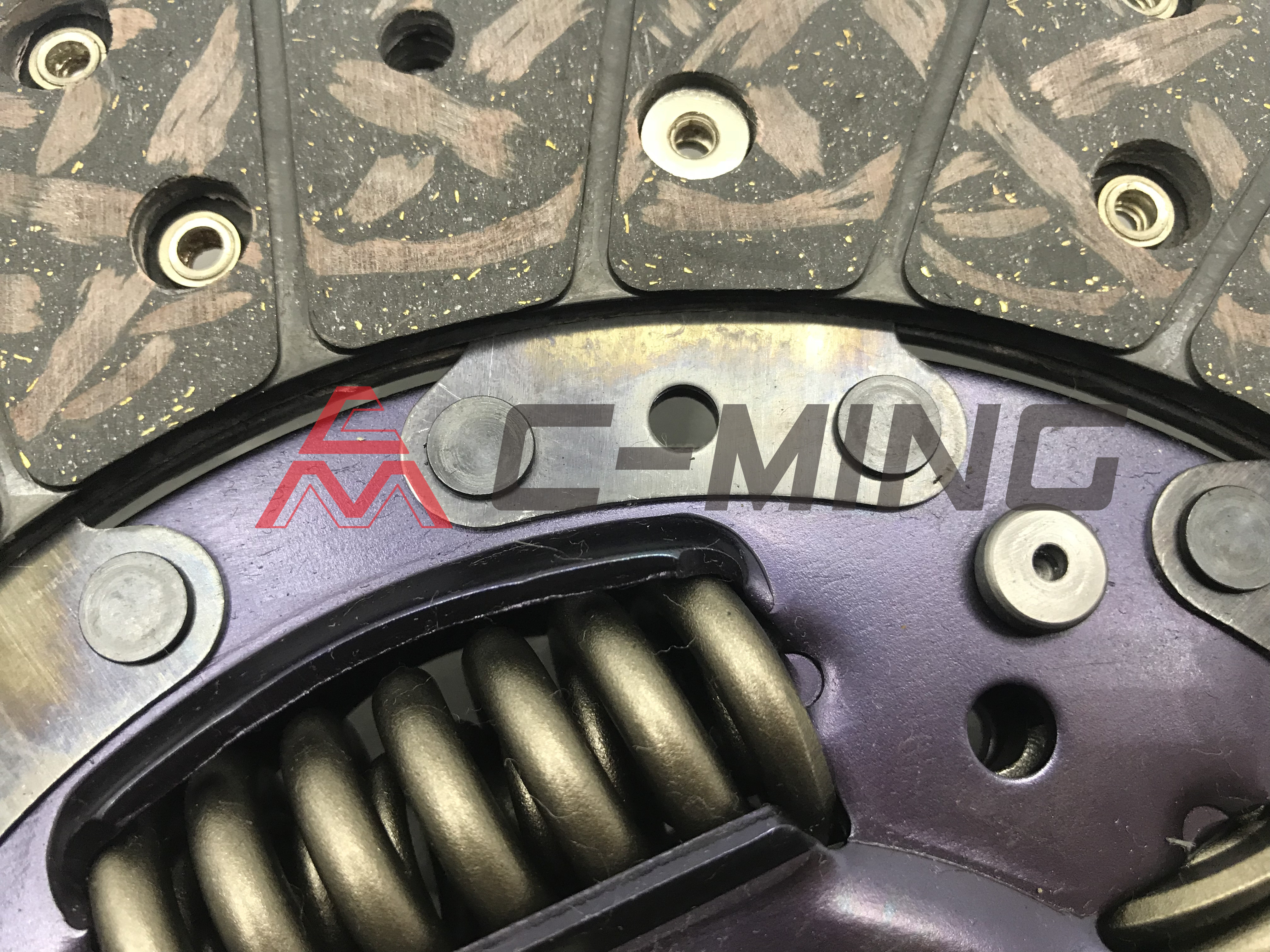 MAZDA 4JG2 T Pressure Plate Assembly 8970805641 Exedy Clutch Kits