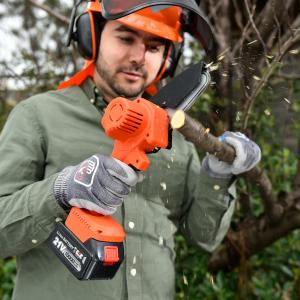 Quality 4500r/Min 21 Volt Cordless Saw Tools Cordless Chainsaw With Battery And Charger 4in wholesale