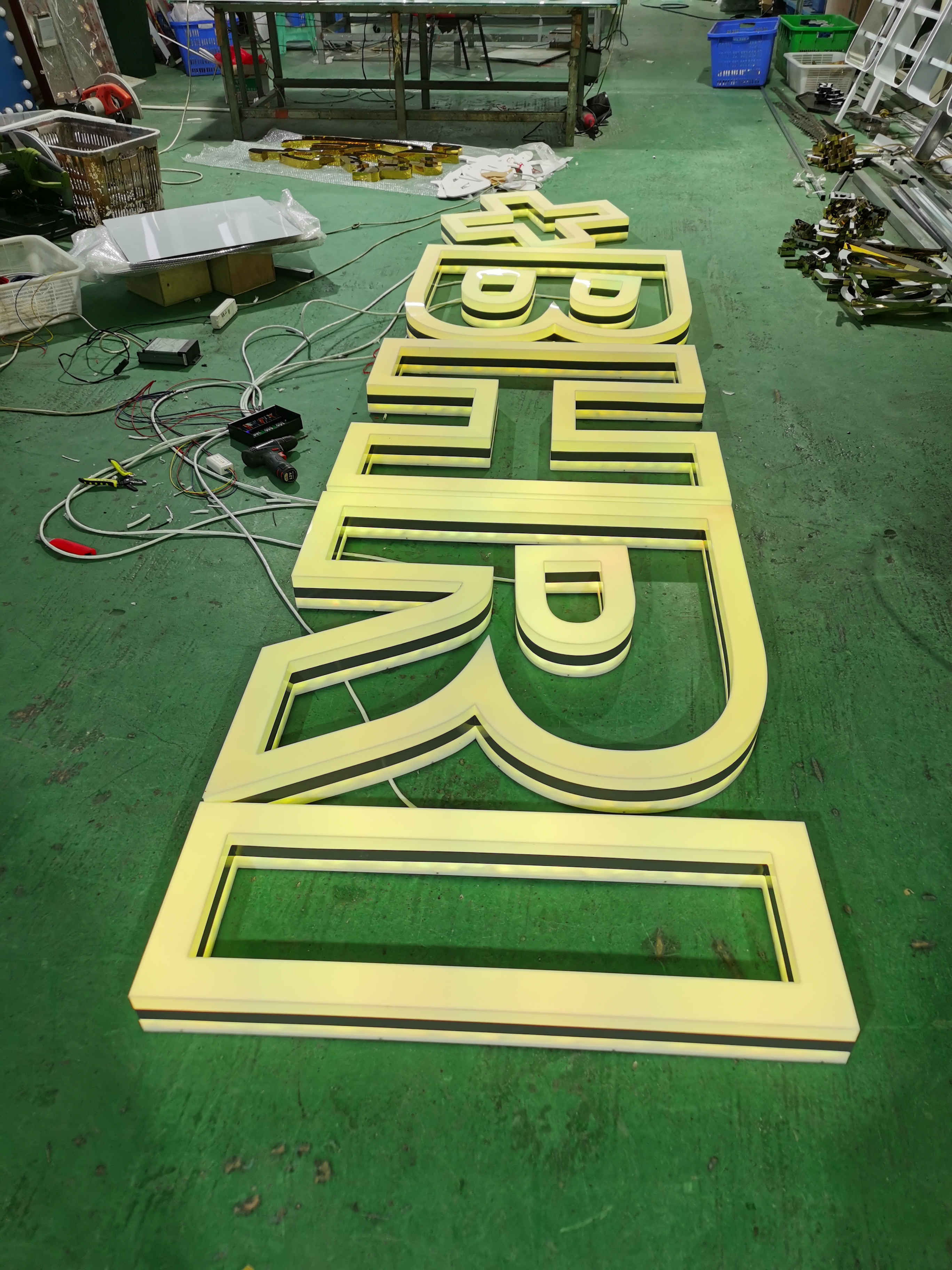 Outdoor Building stores advertising rimless Acrylic full illuminated 3d logo led light electronic channel Letters signs