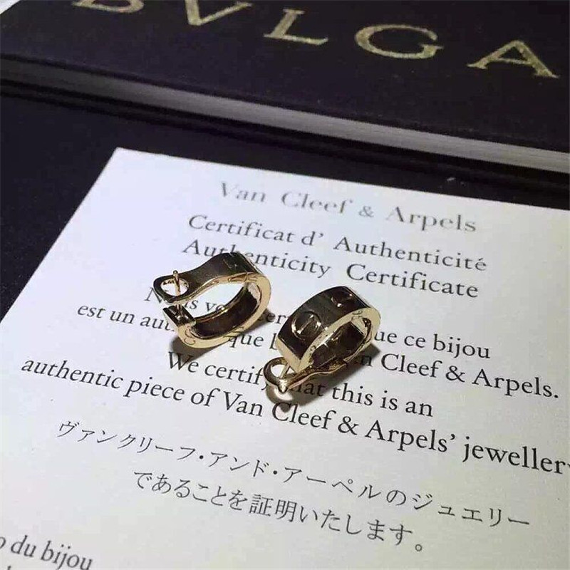 C love series earring 18k gold white gold yellow gold rose gold bracelet Jewelry factory in Shenzhen, China
