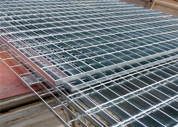Cheap Building Material Galvanzied Catwalk Metal Steel Grating 50/100mm Pitch for sale