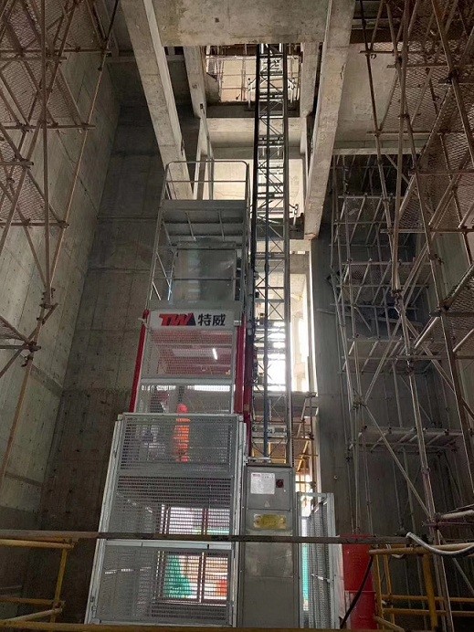 Elevator passenger hoist /inside building hoist/Inside 46m/Min 1600kg Construction Hoist Lift For Elevator Shaft