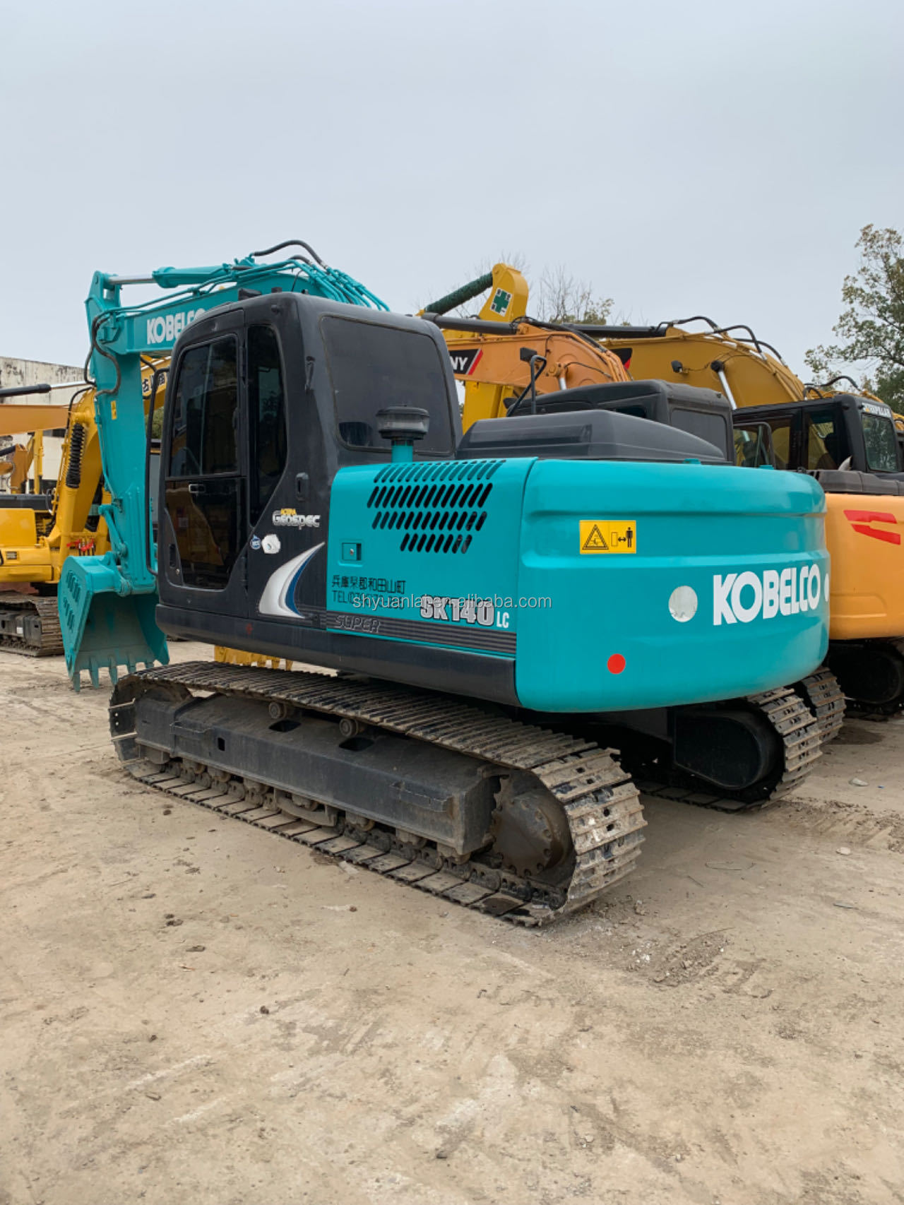 Core Components for Soil Excavation Used Kobelco SK140LC Excavator at Your Service