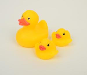 Quality Cute Floating Bath Mini Rubber Ducks Family With Two Baby Duckies Water Resistant wholesale