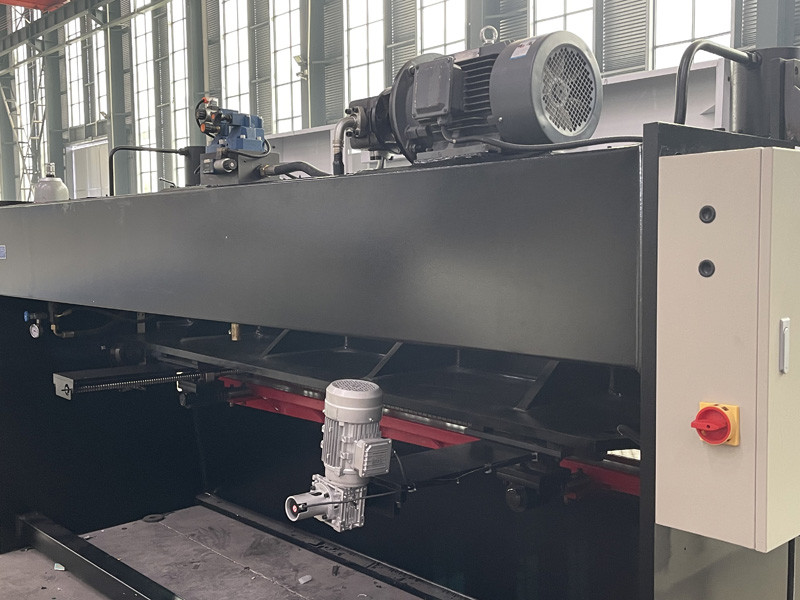 Custom Shape CNC Cutter Metal Steel Hydraulic Guillotine Shearing Machine 10*3200MM