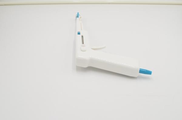 Disposable Hemorrhoid Banding Surgery , Quantitative Tightening Rubber Band