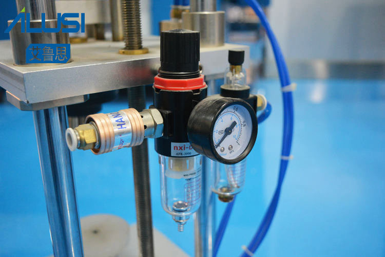 Semi Auto Perfume Manufacturing Equipment Table Top Pneumatic Small Perfume Bottle Pump Crimping Machine