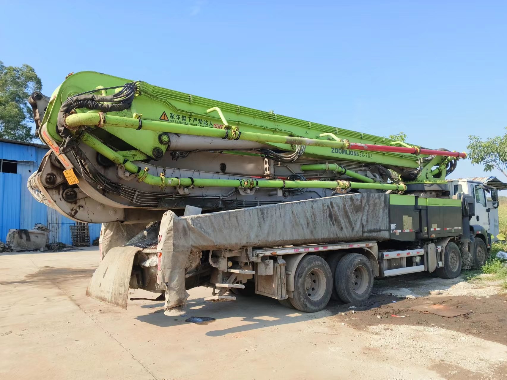 Used 2021 Zoomlion 63m Truck Mounted Concrete Pump Truck In Good Condition