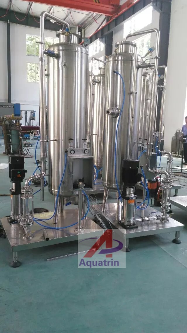 High Precision 500ml Alcohol Filling Machine 1.5KW Alcohol Bottling Machine