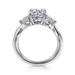 Round Gemstone Shape Lab Diamond Engagement Rings IGI Certificated