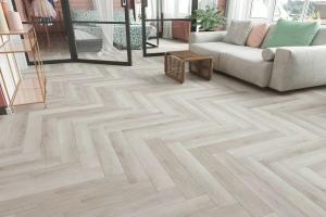 Quality Fire Resistant SPC Herringbone Floor 20 Mil Bedroom Livingroom wholesale