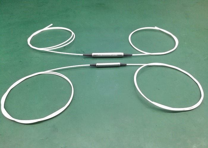 Optical isolator, 3.0x25mm, 1550nm, 46dB isolation, 0.6dB insertion loss