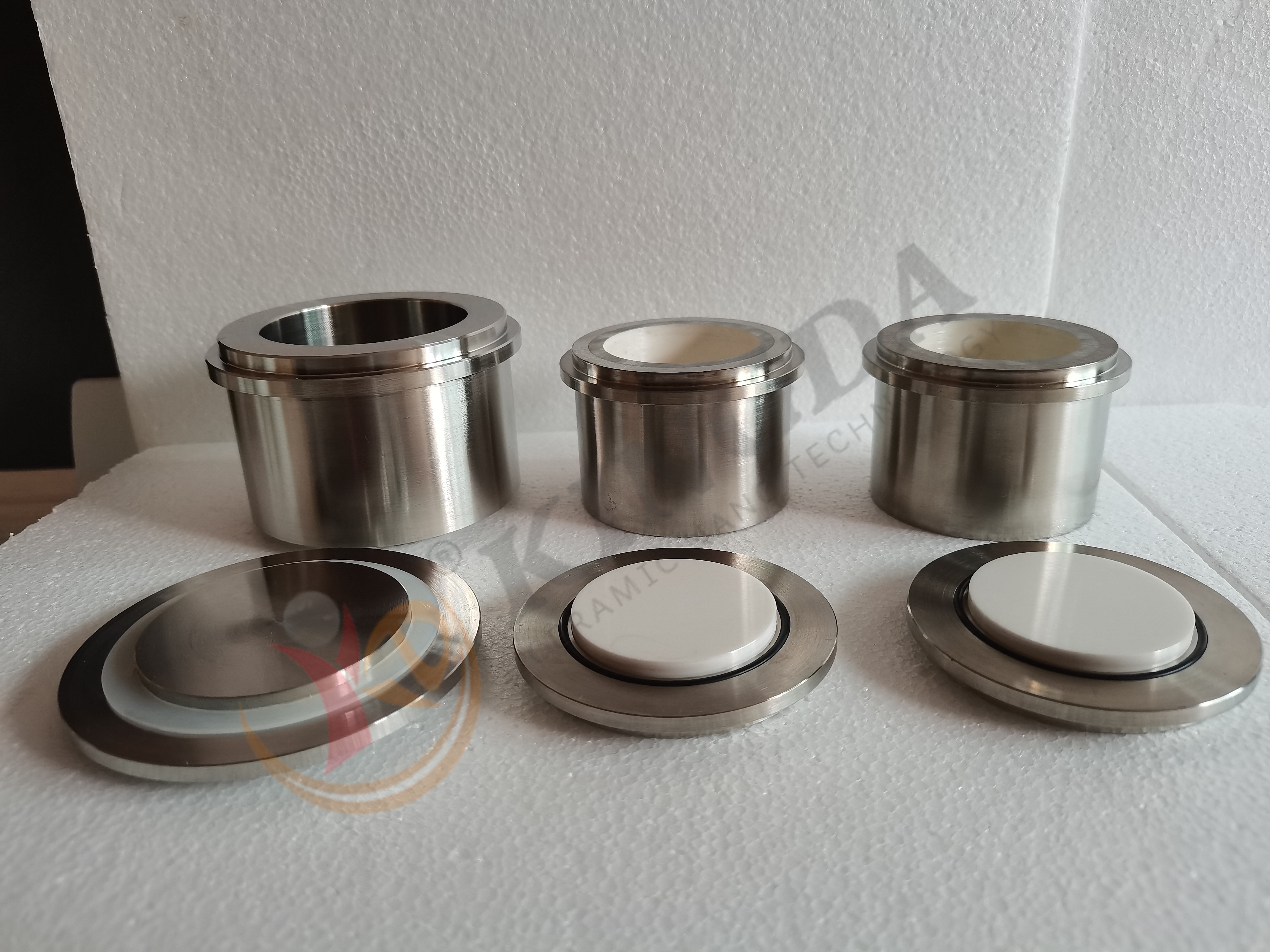 Ceramic Parts Customized Retsch 25ml Zirconia Milling Jar with Good Surface