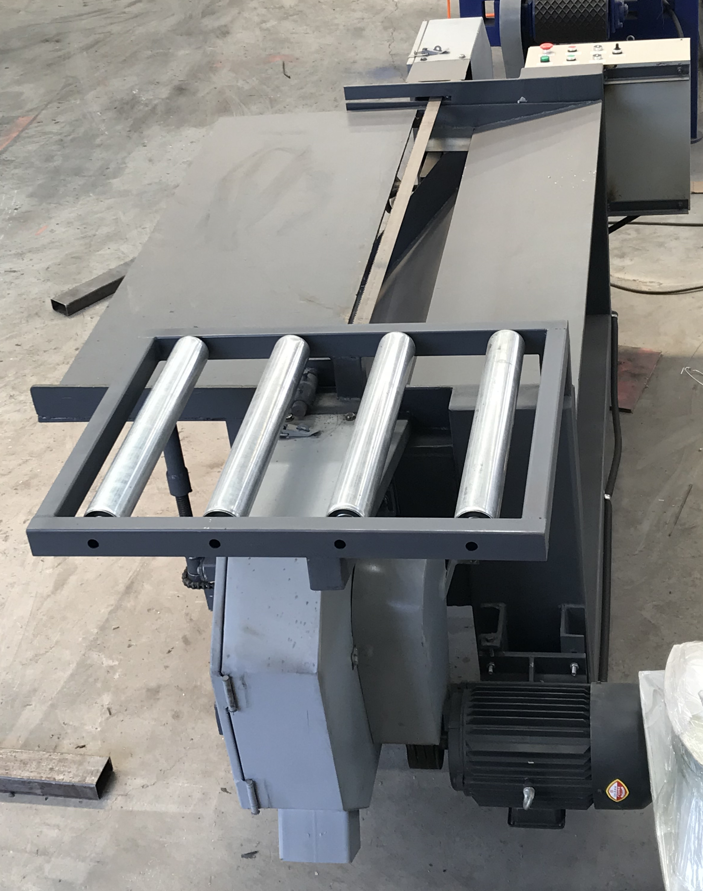 New designed wooden pallet dismantling band sawmill machine wood pallet dismantler for sale