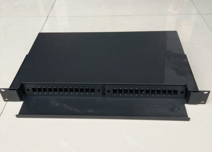 Rack Mount Fiber Optic Terminal Box With Tray 24 Port Single Model / Multi Model