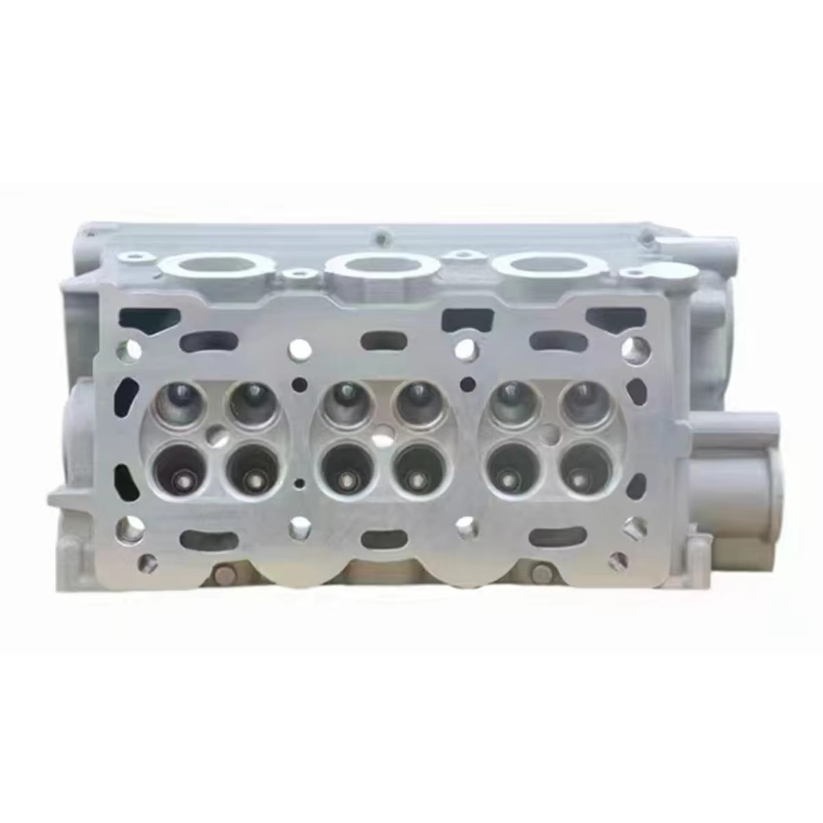Auto Engine Parts New Aluminum F8D Cylinder Head 11100M79G00 11100M79G001 For Suzuki Maruti Alto 800 F8D RF308 SOHC 2007 - 2012