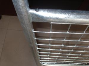 Quality Hot Dipped Galvanized Collapsible Pool Fence Temporary Mesh Fencing 22.00kg wholesale