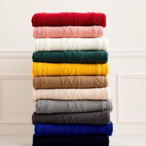Quality Customized Size Anti Pilling Knitted Shawl Wrap / Cable Knit Throw 7GG Gauge wholesale