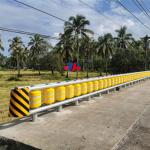 PU and PVC Material Road Safety Roller Crash Barrier for Durable Roadway