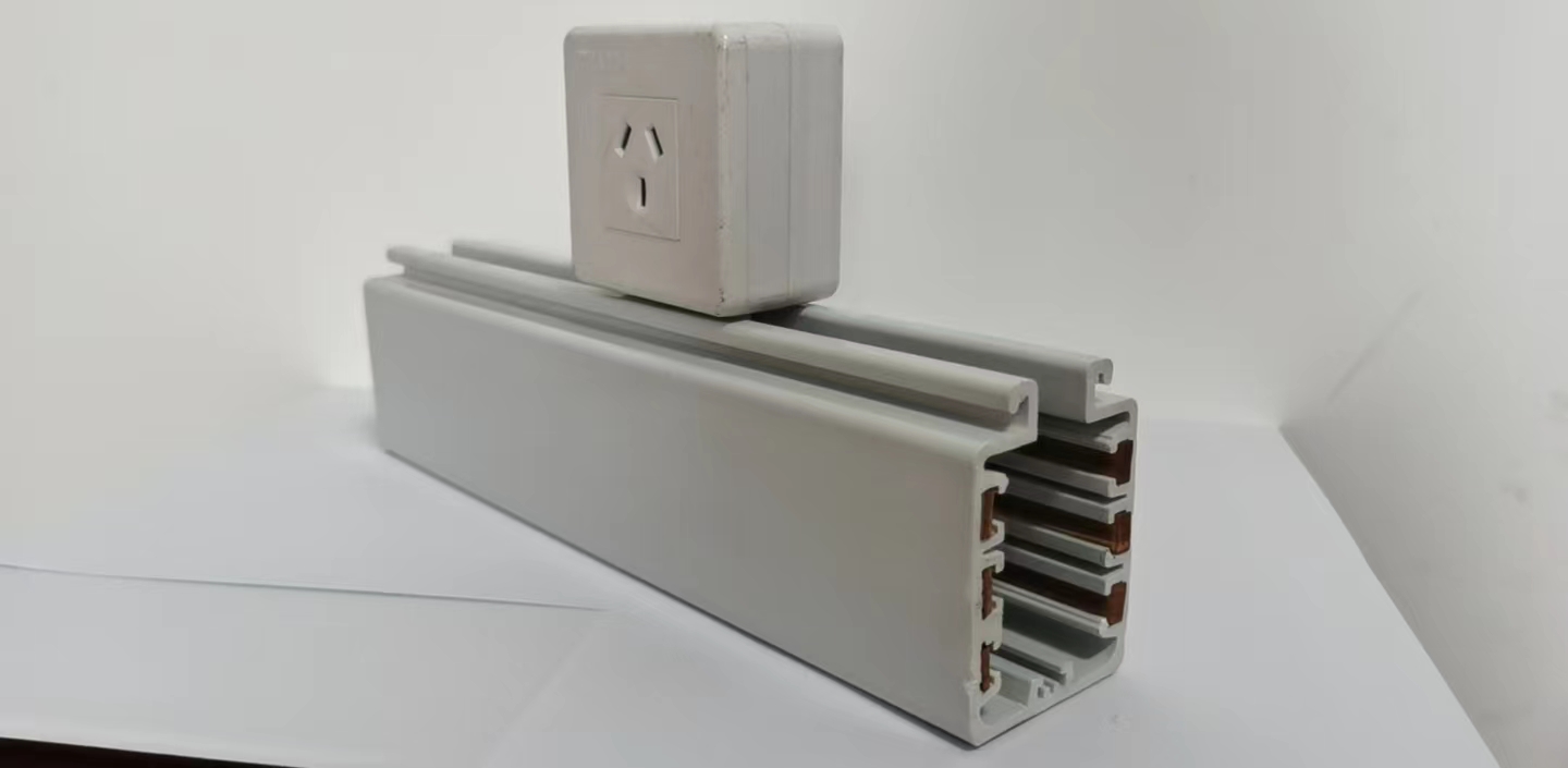 Enclosed Power Conductor Rail System Busbar Seamless 3 4 6 p